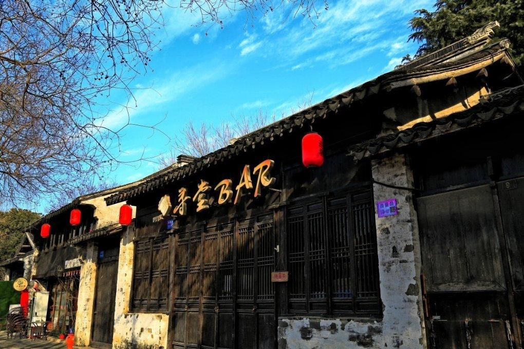 曝小米14 Ultra 2月登场 卢伟冰：非常非常非常强